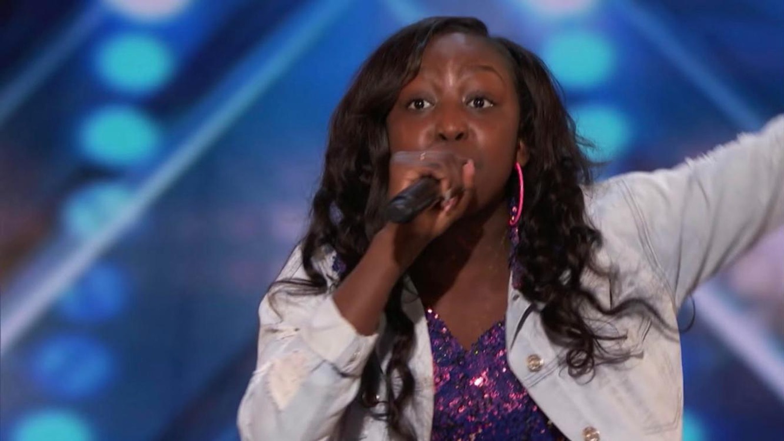 Flau'jae rapping on America's Got Talent